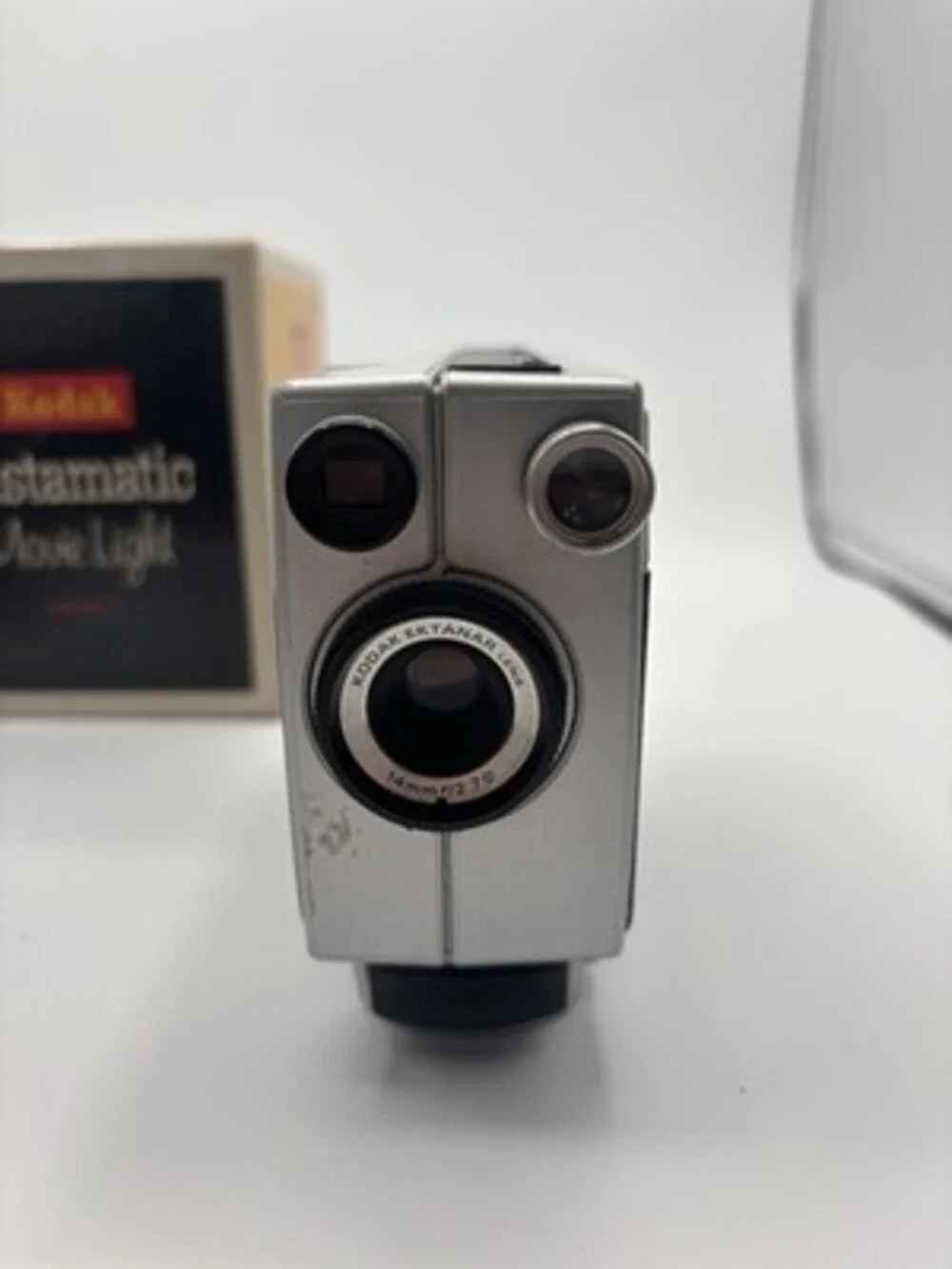 Kodak M24 Instamatic Super 8 Movie Camera & Instamatic Movie Light Model 1 1970s